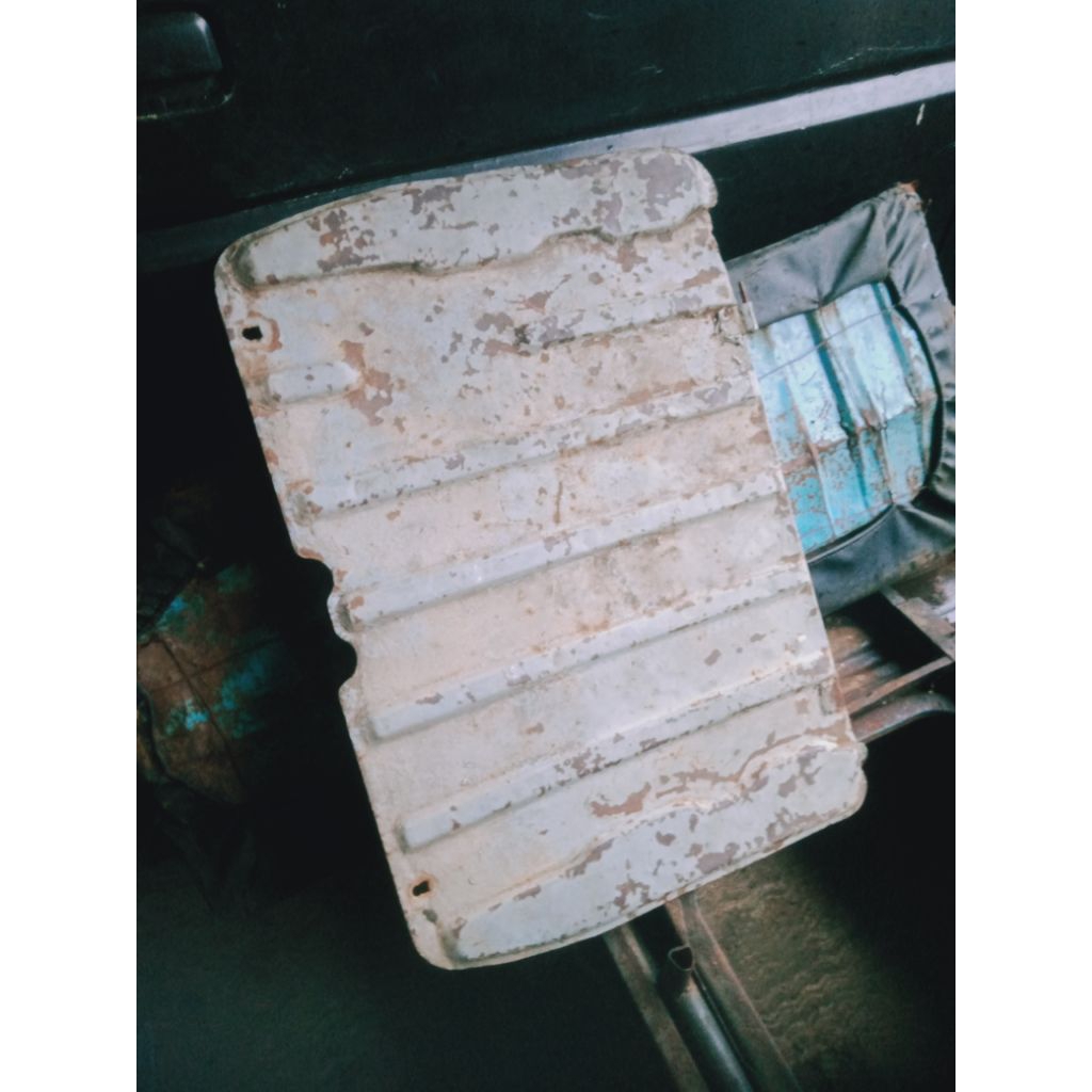 Plat Penutup Mesin Suzuki ST20 Truntung Original