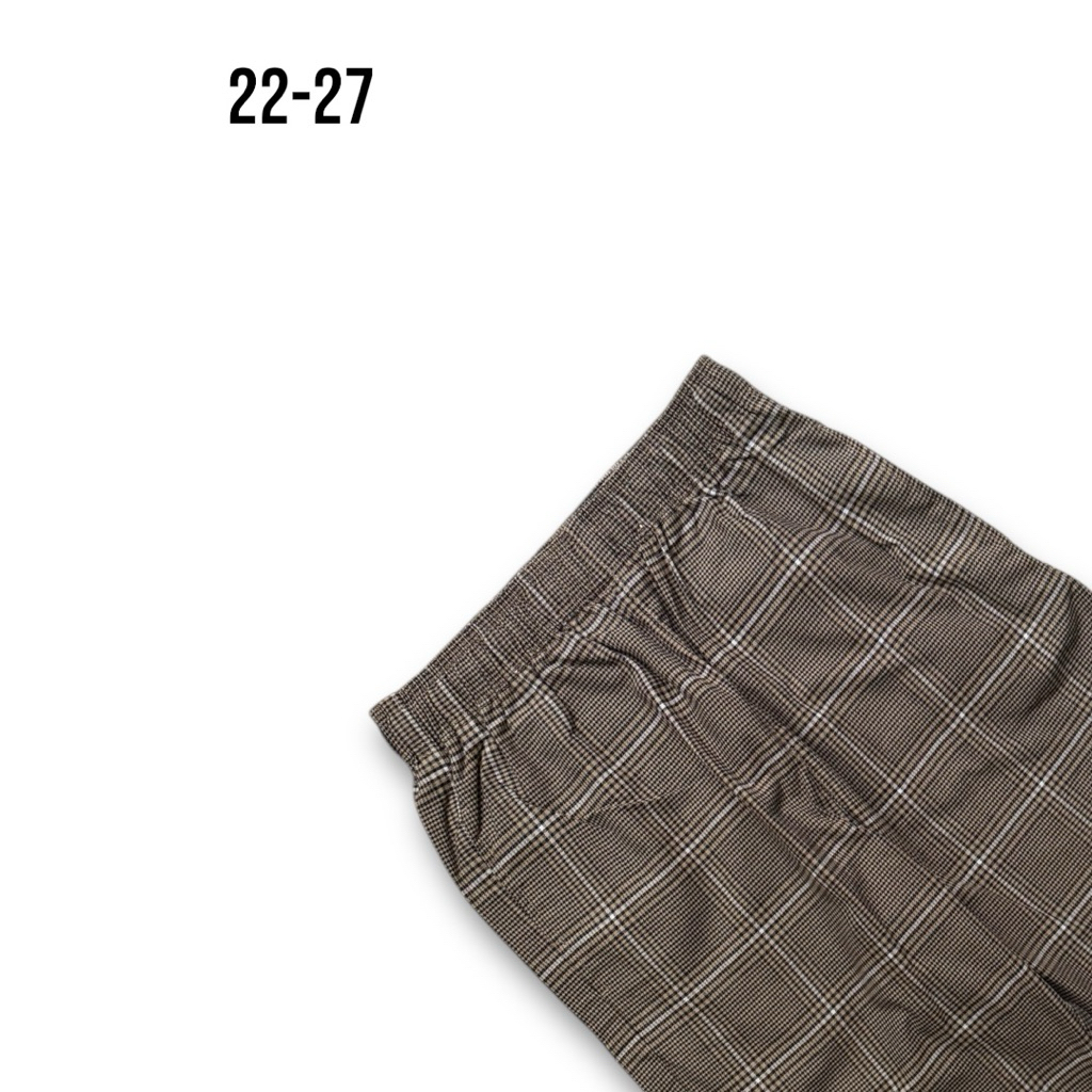 Uniqlo Relax Pants Kecil