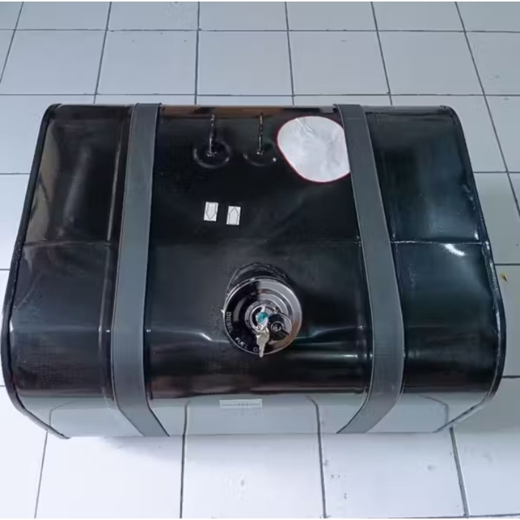 TANGKI FUEL TANK ASSY TANGKI SOLAR HINO 500 ENGKEL+TUTUP TANGKI 200 LITER