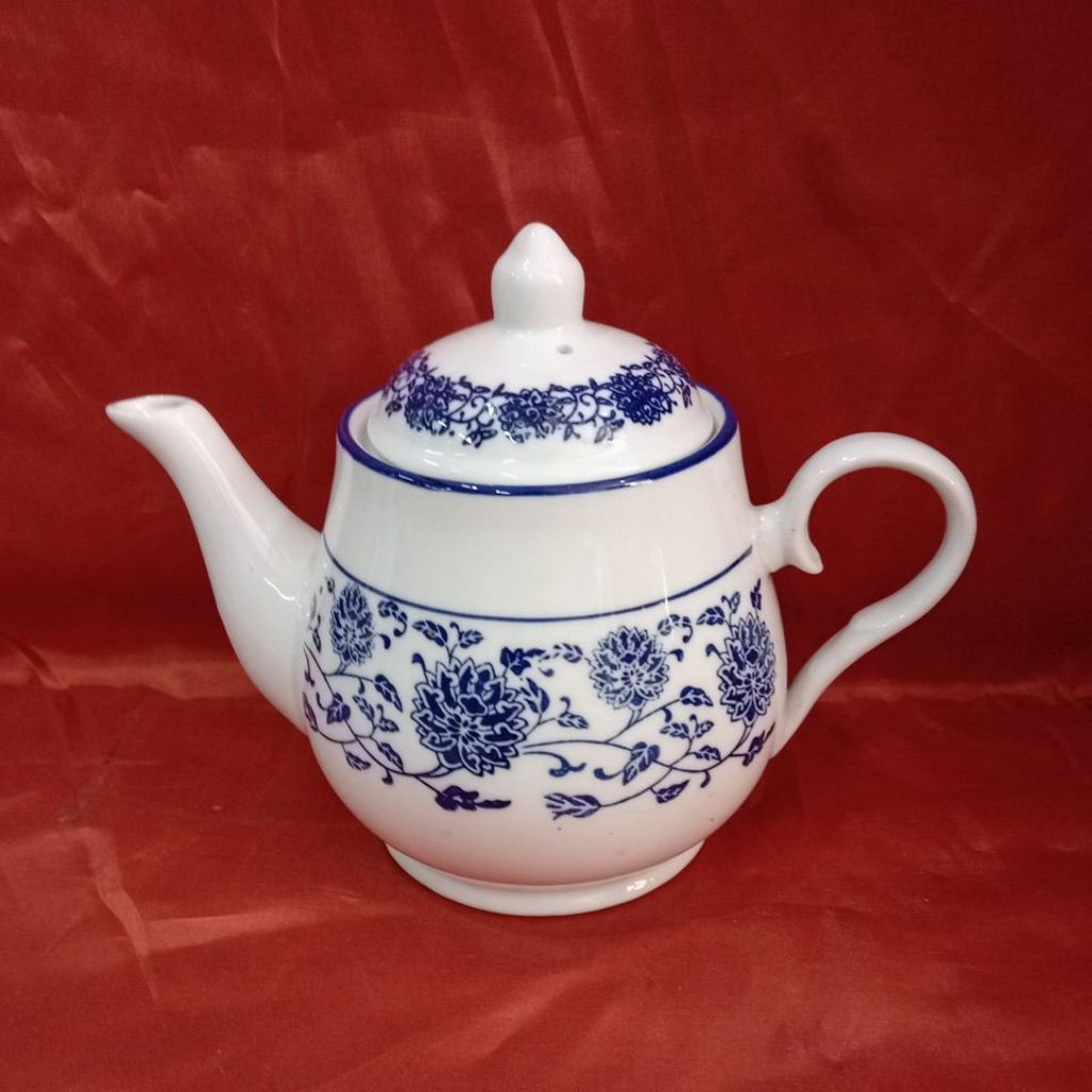 teko keramik biru putih