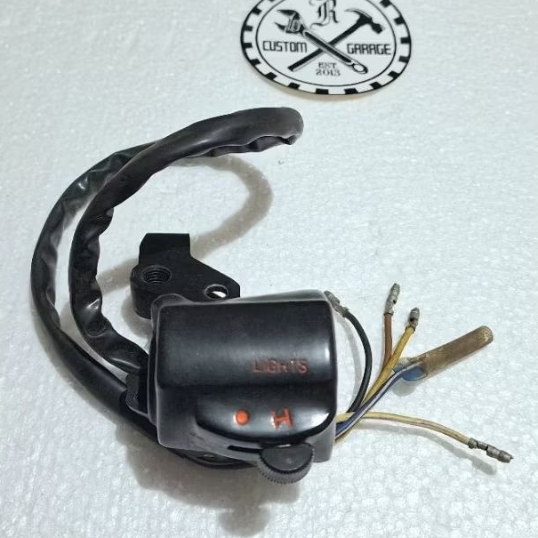 SAKLAR HOLDER HONDA CB100 - CB125 GAS LUAR ORIGINAL