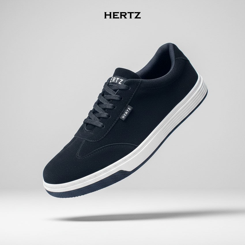 Hertz Sepatu Sneakers Pria H 4661 Sepatu Kuliah Sekolah Kerja Kasual Jalan Santai Suede Hitam