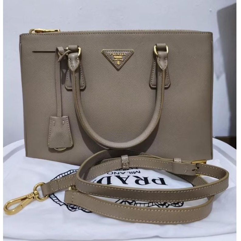 TAS PRD SAFF MEDIUM MIRROR PRELOVED