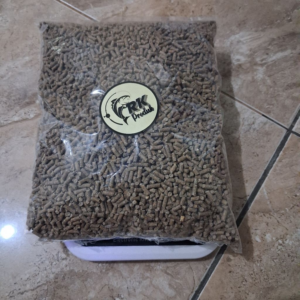 Pelet babi Bom pengumpul segala ikan original