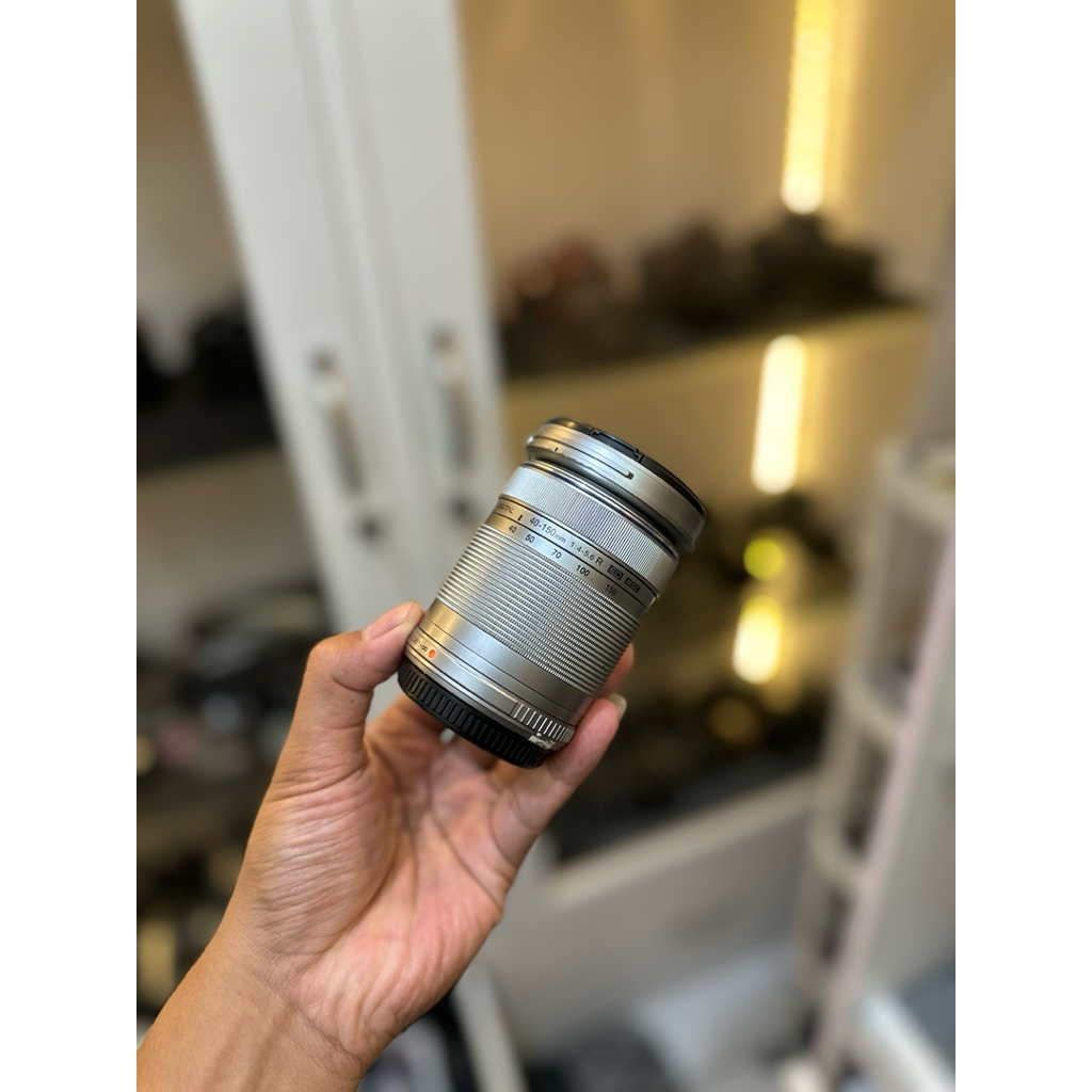 LENSA OLYMPUS M.ZUIKO 40-150MM ED