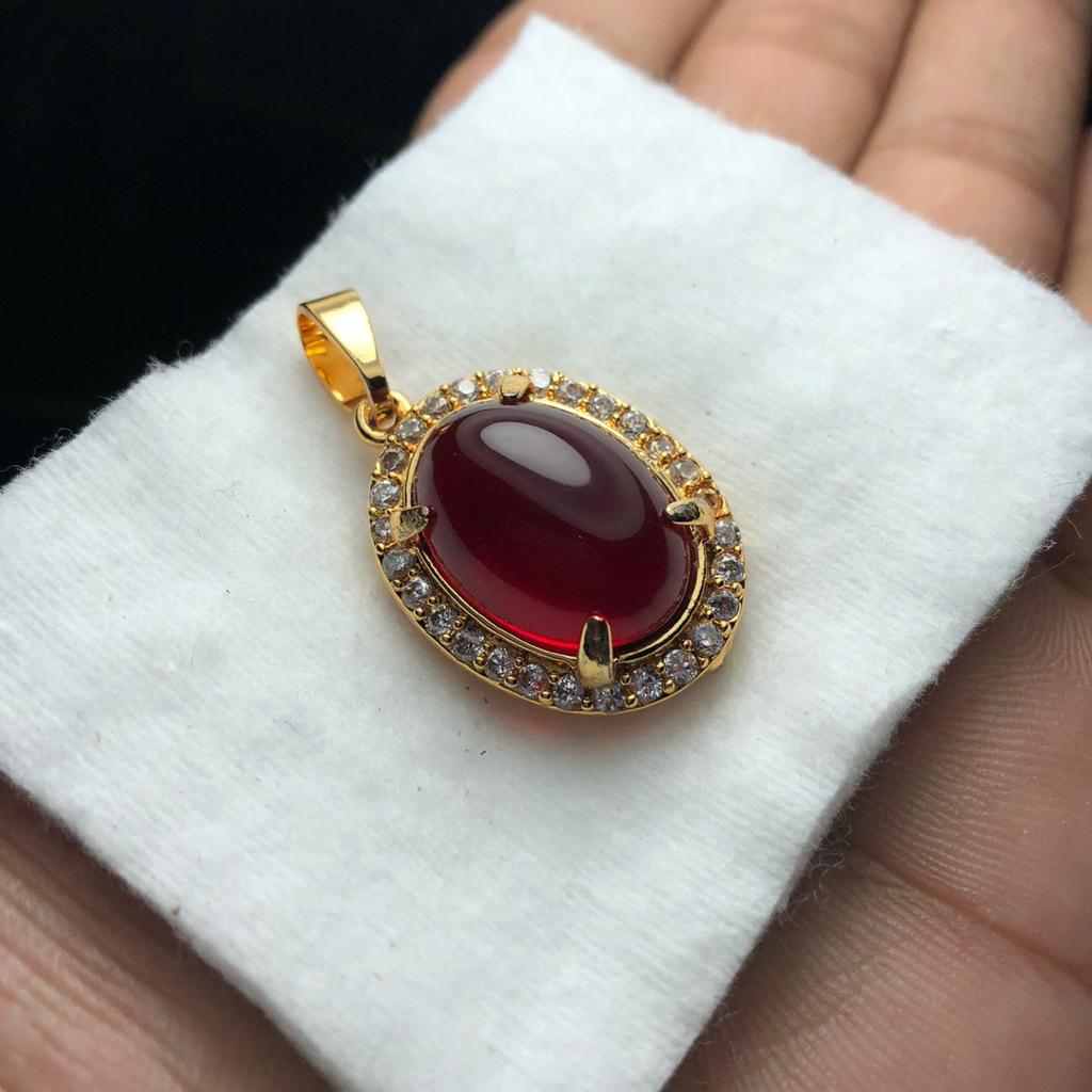 Liontin Batu Delima Natural dan Alami Warna Tua