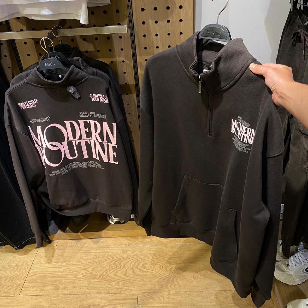 JASTIP. Sweater Half Zipper Bershka (MAN)