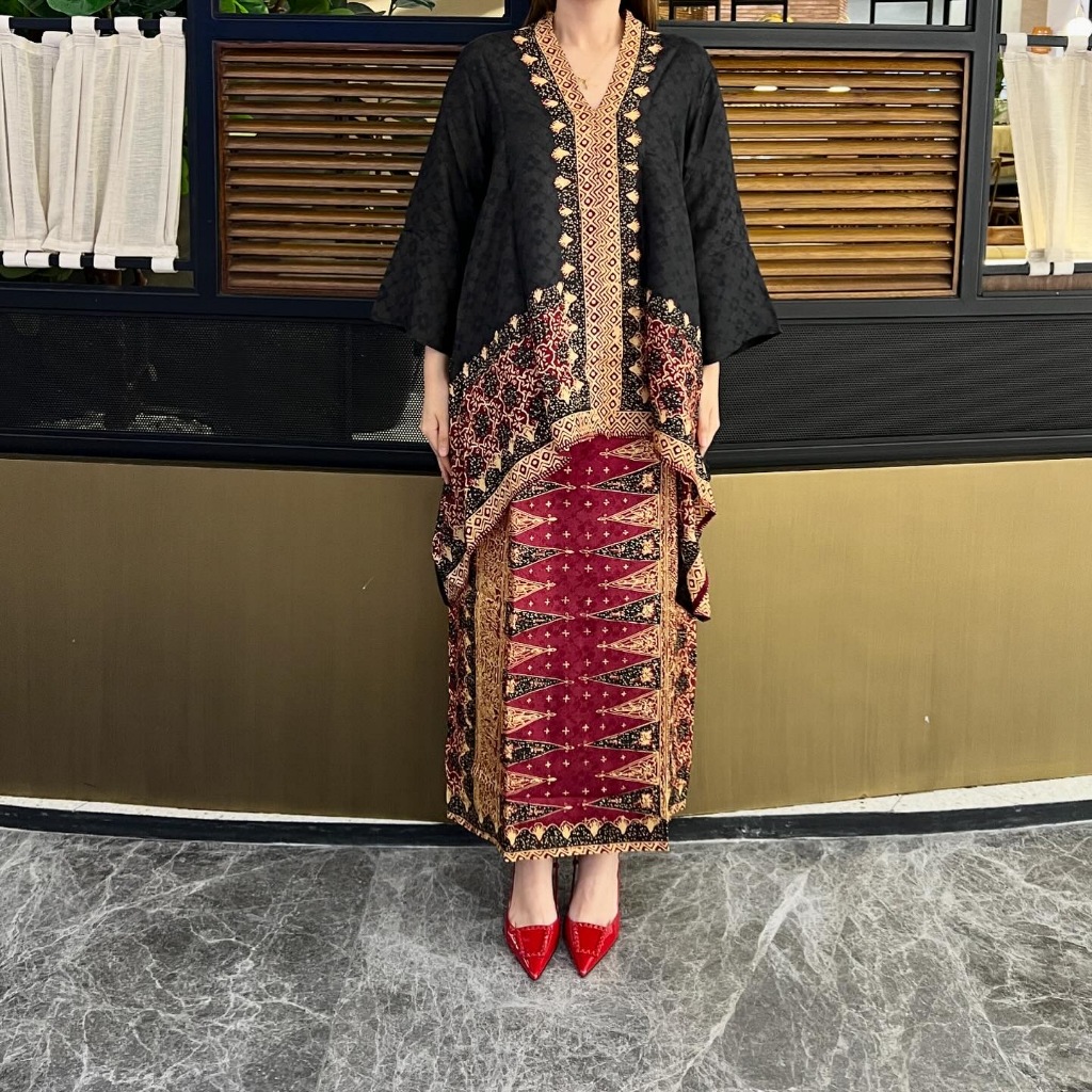 Lausboutique-Rinjanie Set-SKS-Setelan Batik Mewah