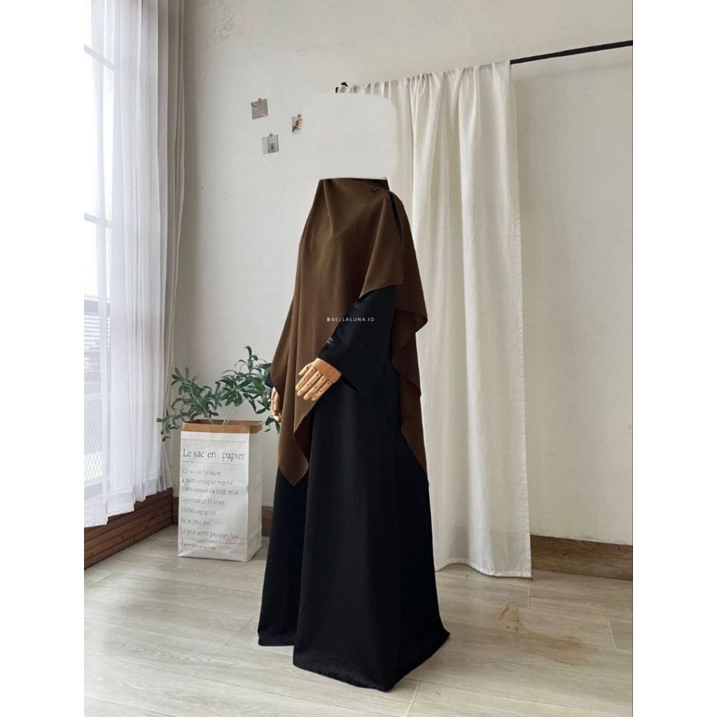 REEM Abaya Bellaluna