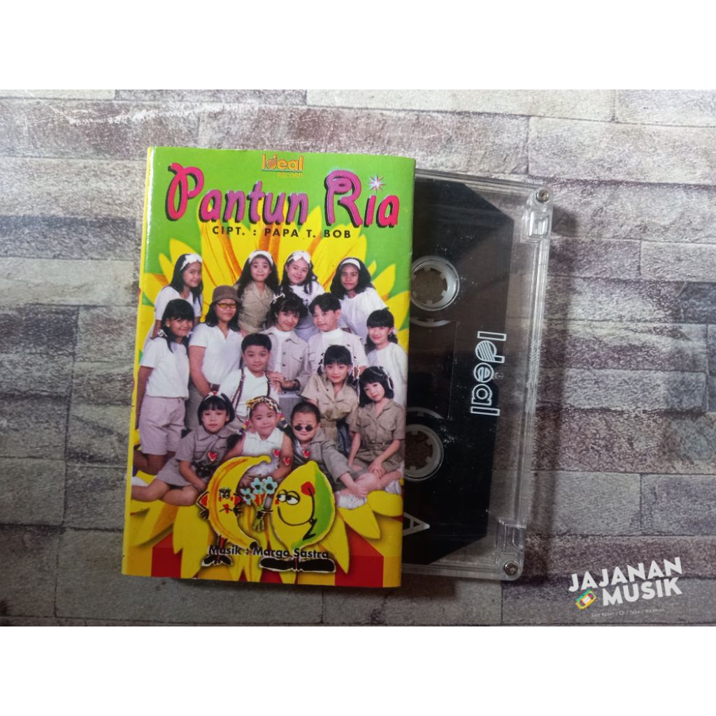 Kaset Pantun Ria