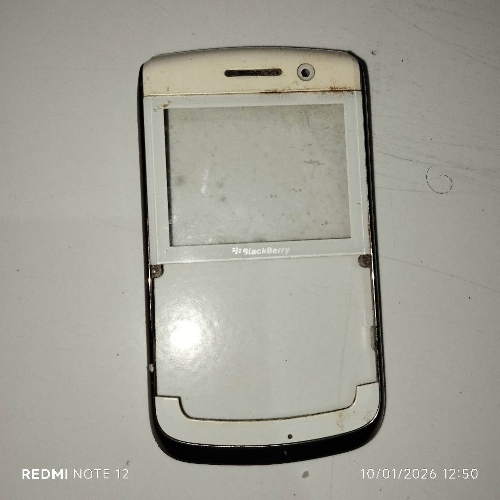Casing Depan Blackberry Bold 9900