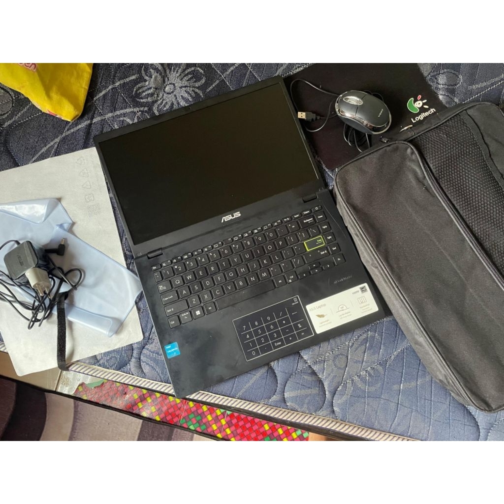 Jual Laptop ASUS VIVOBOOK GO 14 E410KA N4500 (WARNA HITAM)