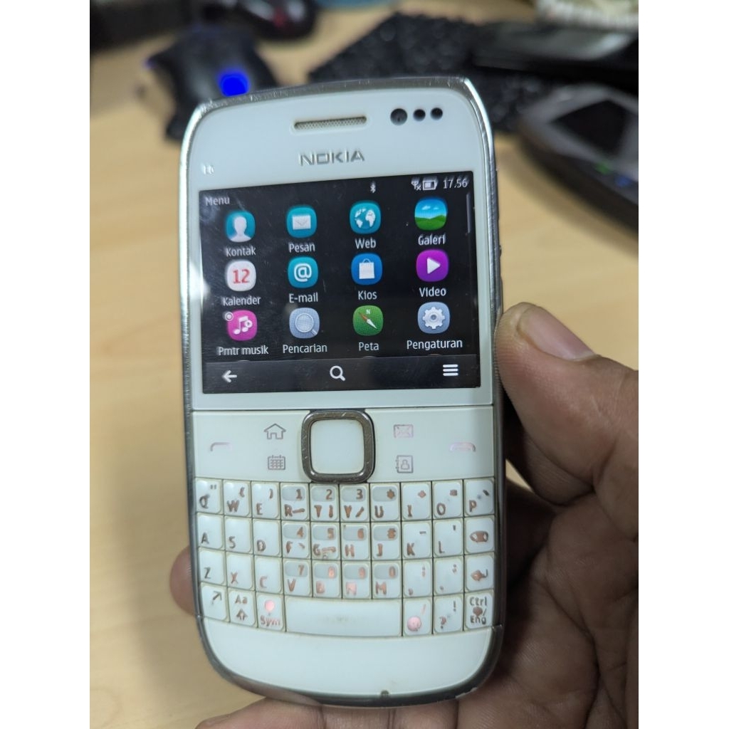 Nokia E6 White 8GB