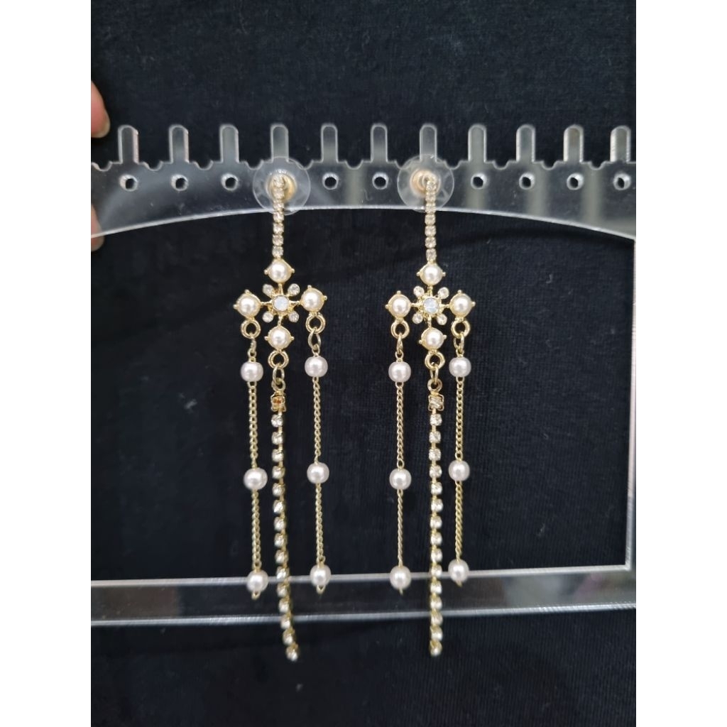 Anting Anting Vintage Panjang Zircon Mutiara Emas  Wanita