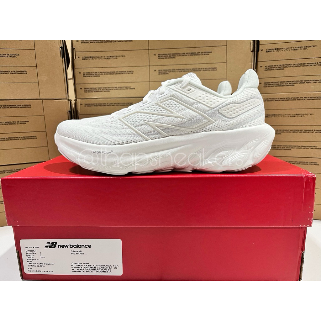 Sepatu Lari Wanita NB Fresh Foam x 1080 White Original PT MAP Resmi