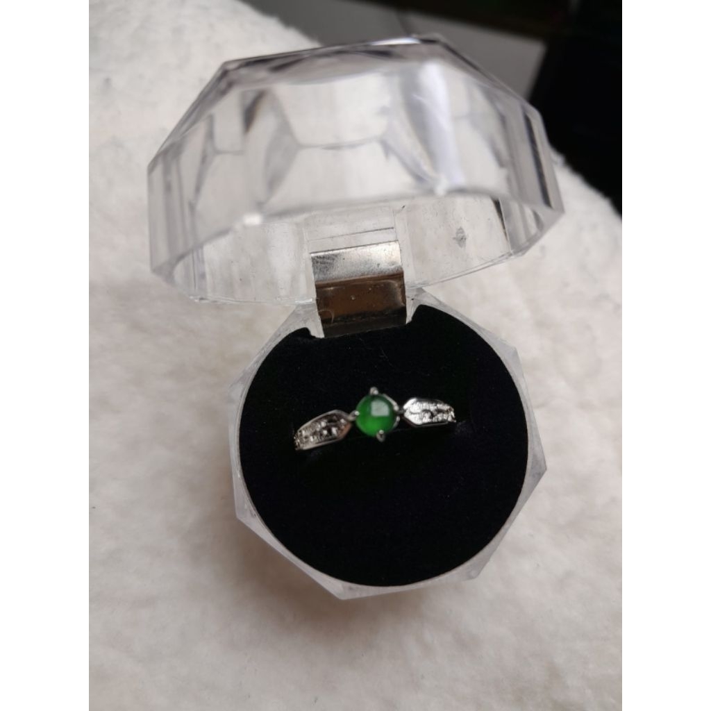 Cincin Guatemala imperial jade ring bersertifikat