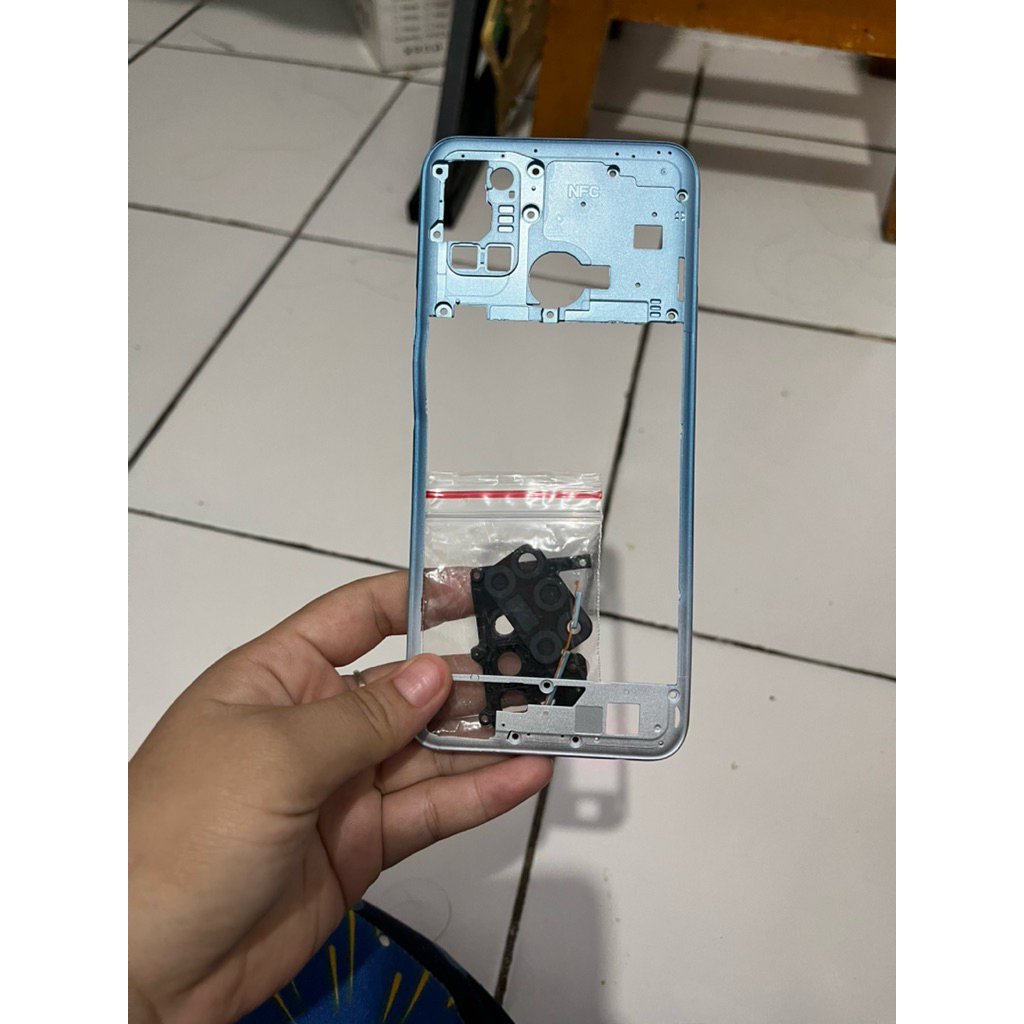 BEZZEL REALME 7i+SET MINUS