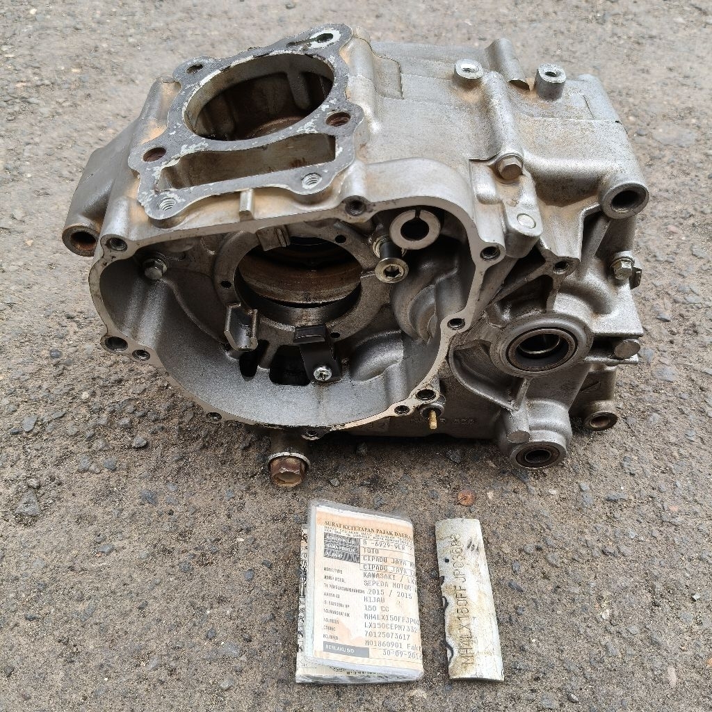 CRANKCASE KLX 150 BF STANDAR ORIGINAL LEPASAN (BEKAS)