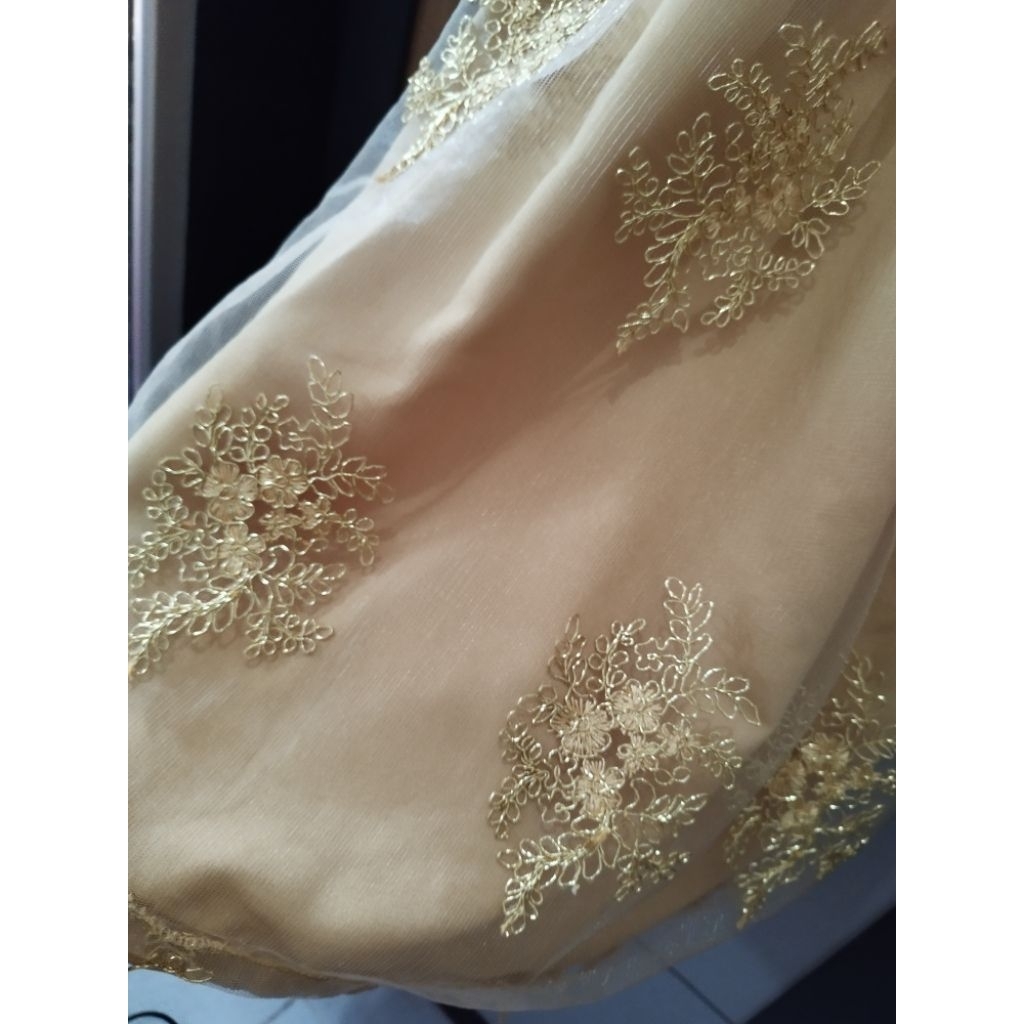 Prelove Dress Pesta Anak Gold