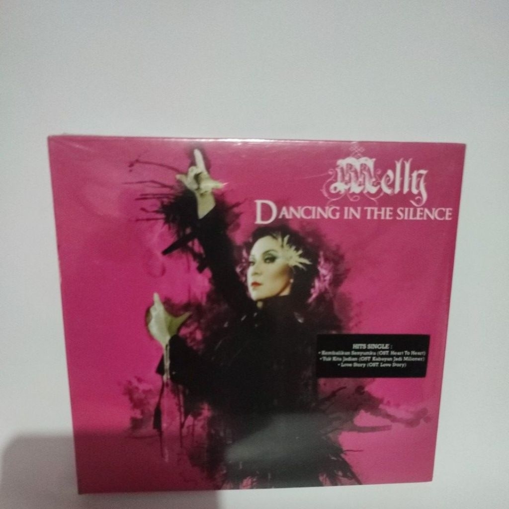CD MELLYB- DANCING IN THE SILENCE