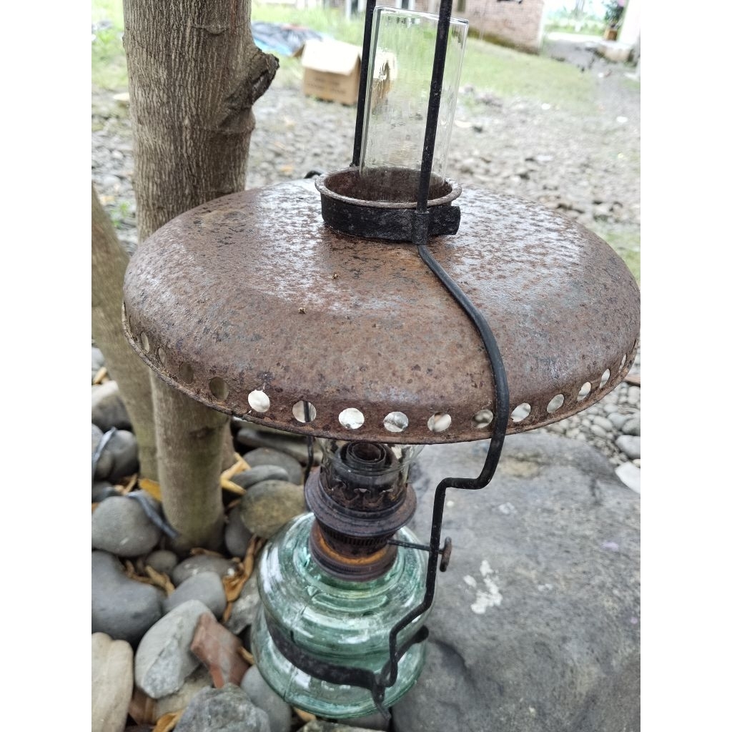 lampu minyak lampu semprong lampu teplok lampu minyak lawas jadul vintage antik