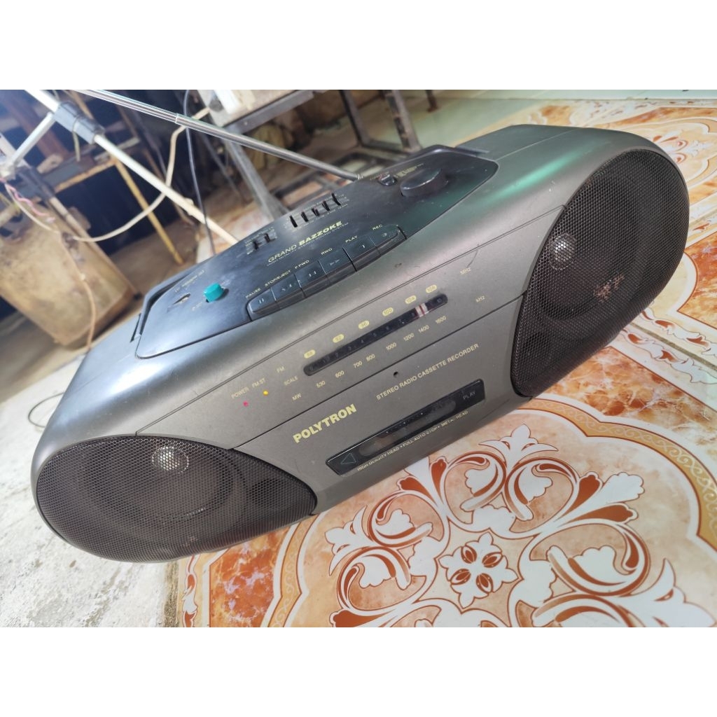 Radio Tipe Casset Grand Compo, Bazzoke Polytron