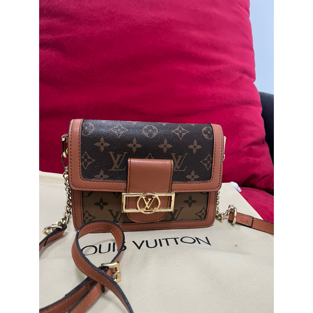 Louis Vuitton Dauphine bag