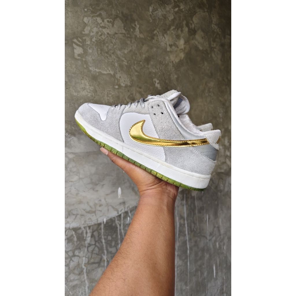 Nike SB Dunk Low Pro QS "Sean Cliver"