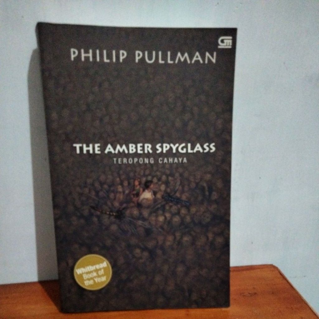 Novel The Amber Spyglass Philip Pullman