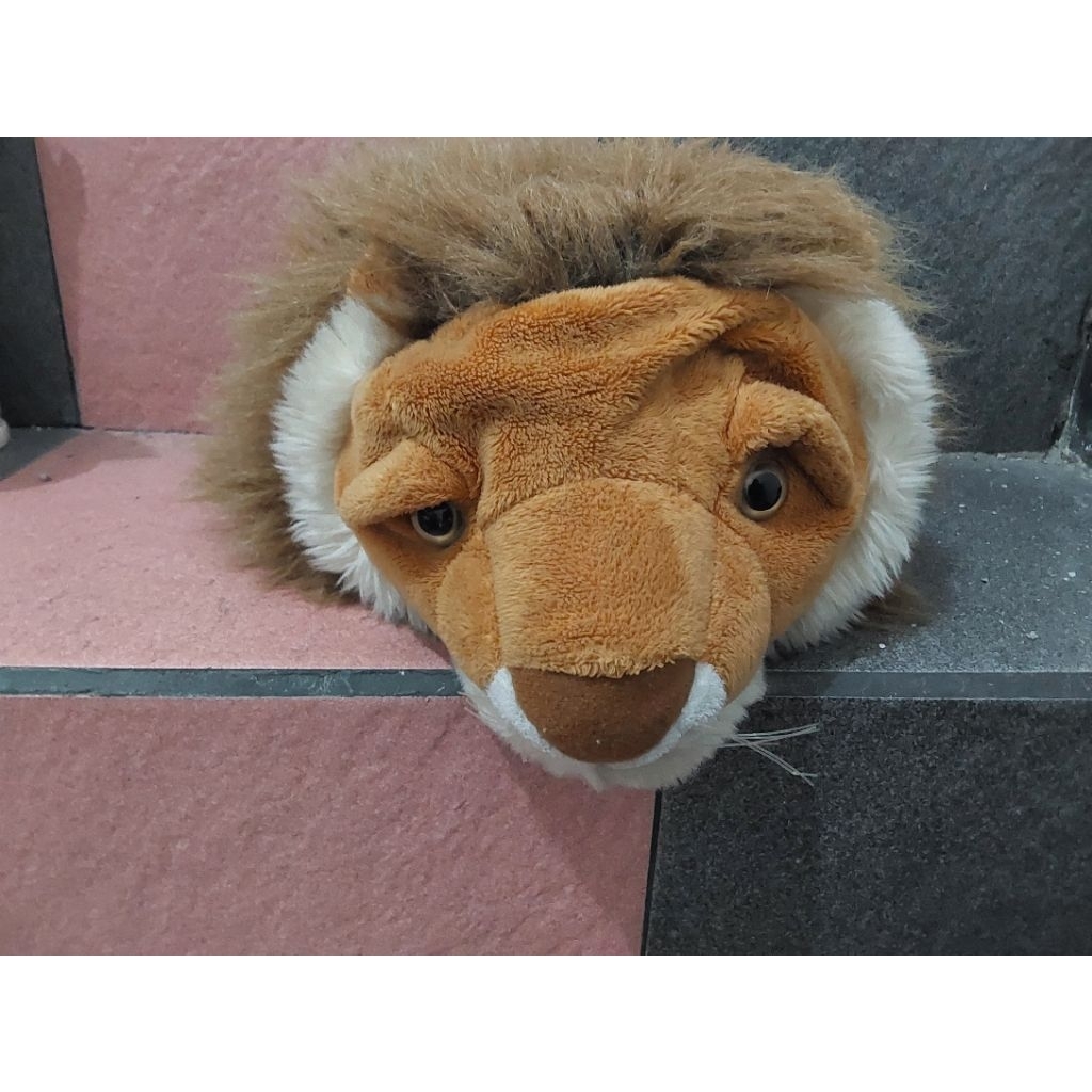 Boneka topi singa lucu (preloved)