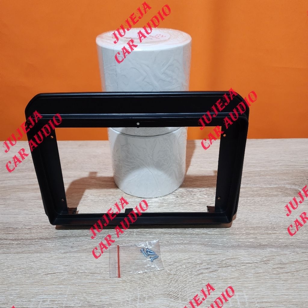 Frame head unit tv mobil android 9 inch mobil suzuki ertiga 2018-2026