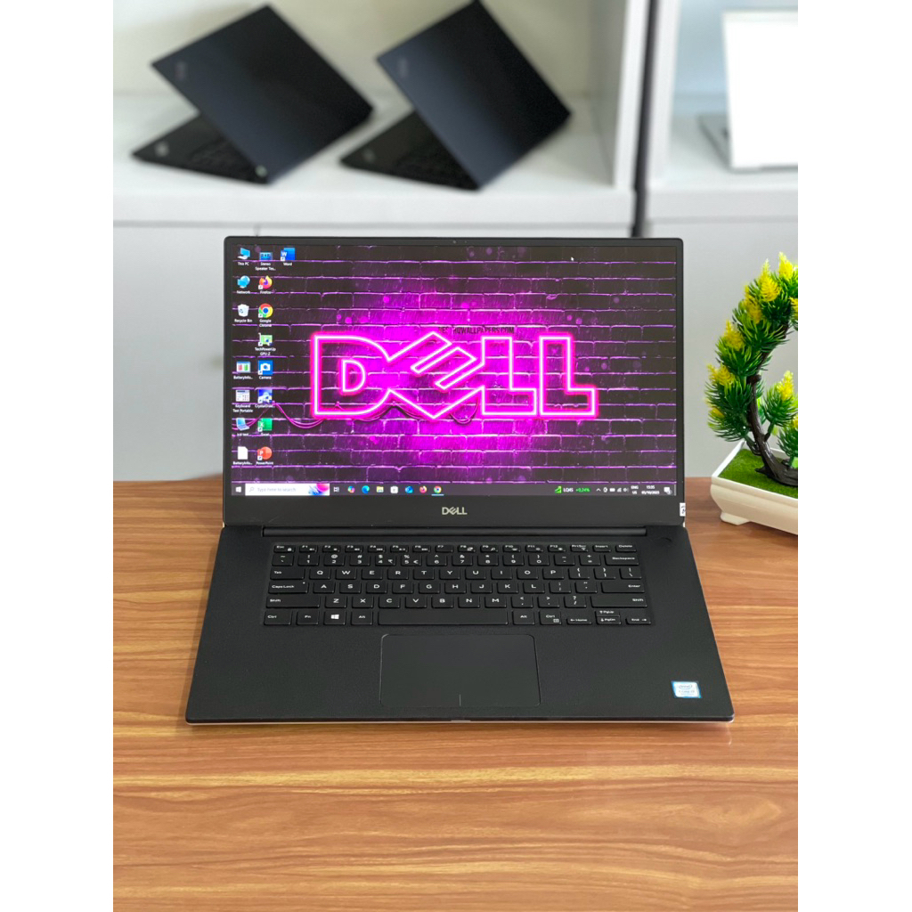 Laptop Dell XPS 15 7590 Core i7-9750H Ram 16 Gb SSD 512 Gb Double VGA Like New