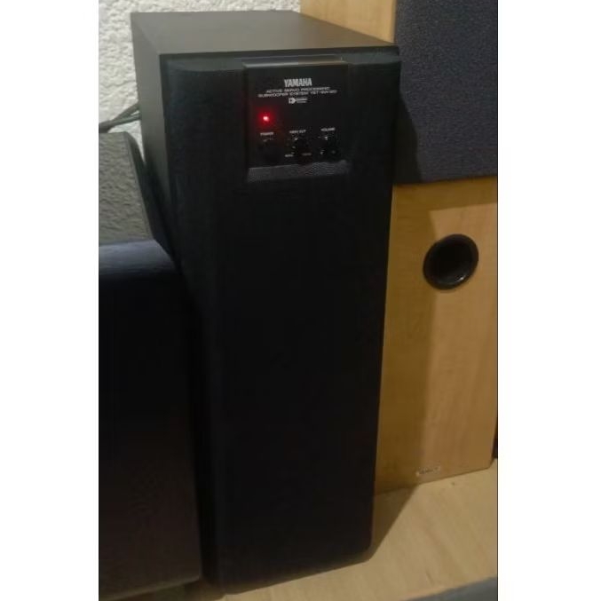Yamaha subwoofer aktif YST-SW120