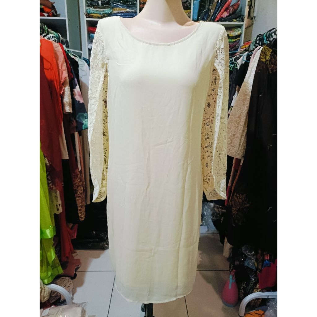 dress brukat PL.