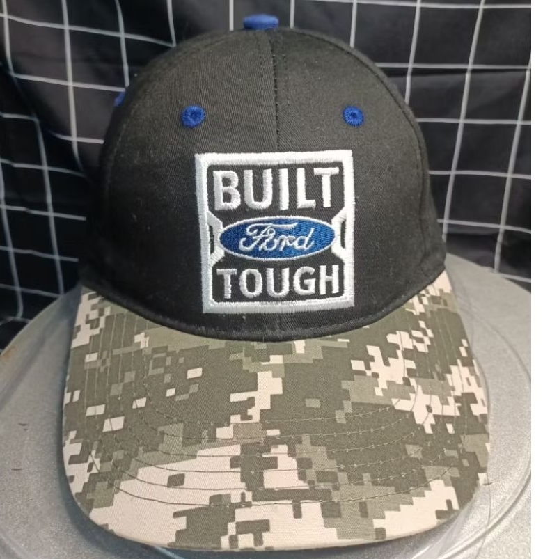 Topi Ford-Camo