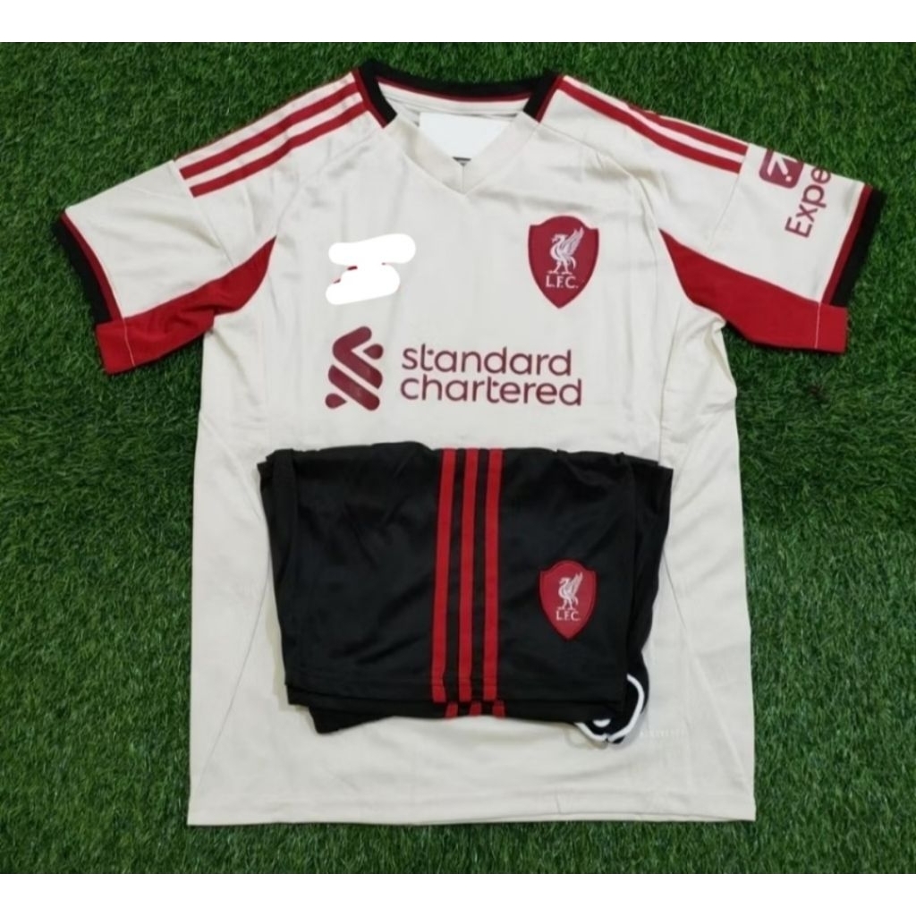 Stelan Setelan Jersey Kaos Baju Sepak Bola Liverpool Liverpul Liverpol Ipul LFC Home Away 3rd Third 