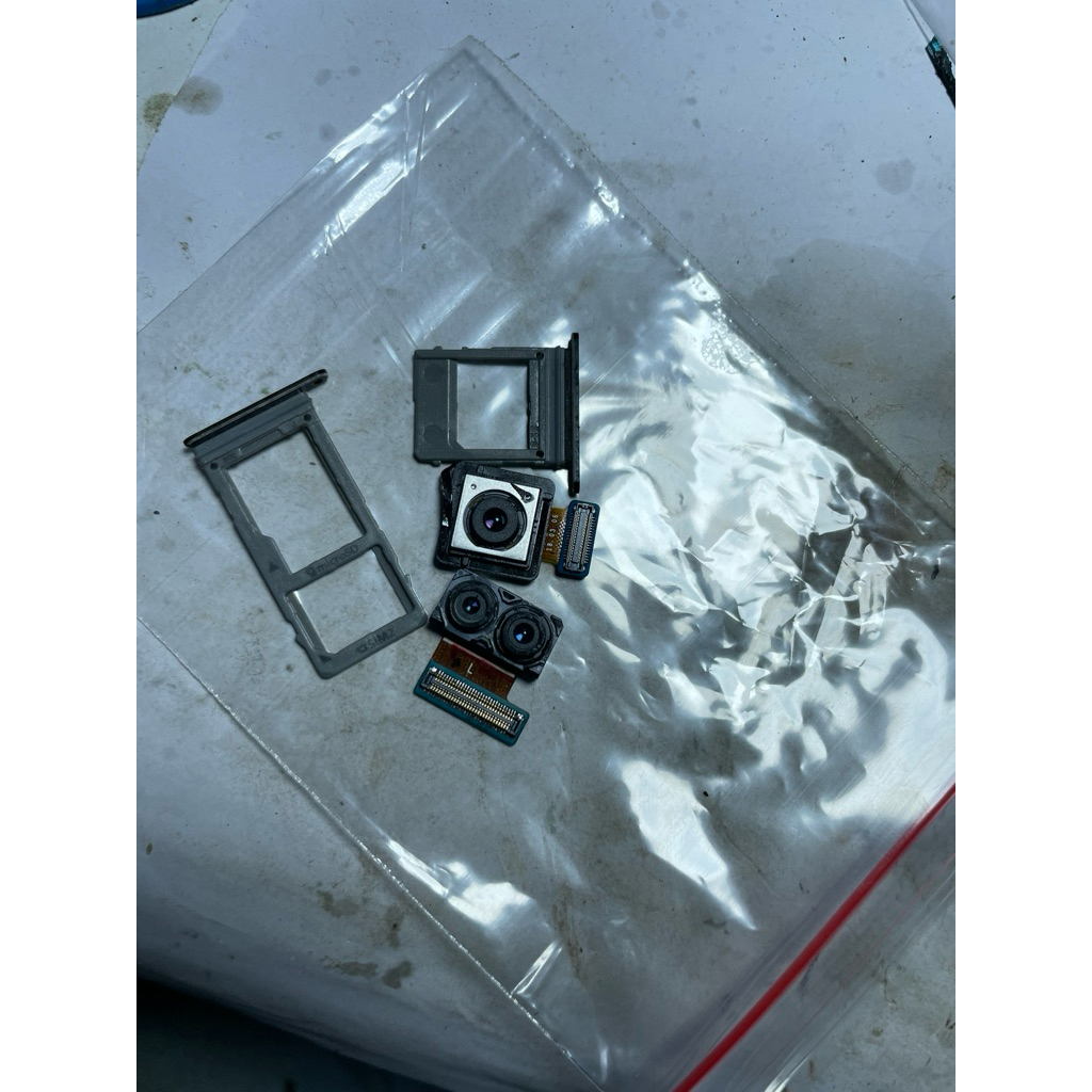 kamera depan belakang Samsung A8+ A730F copotan
