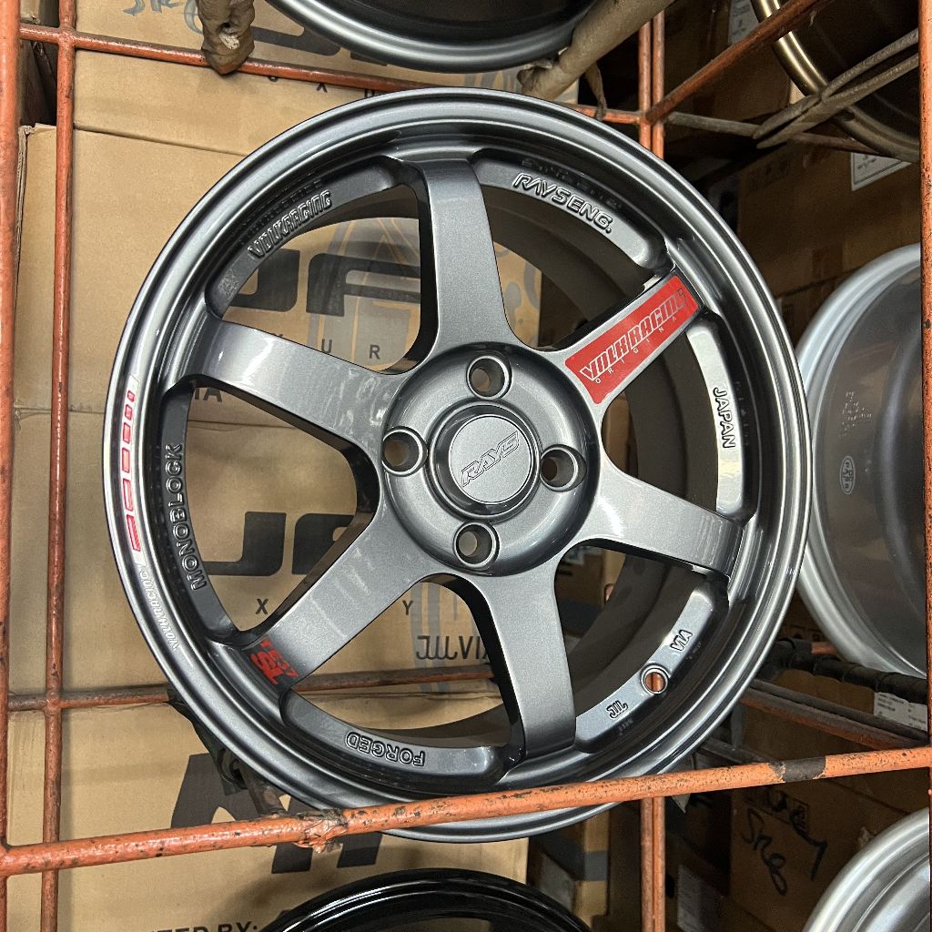 Velg Mobil Baru Ring 15 TE37 Titanium PCD 100 Lbr 6.5 ET 42