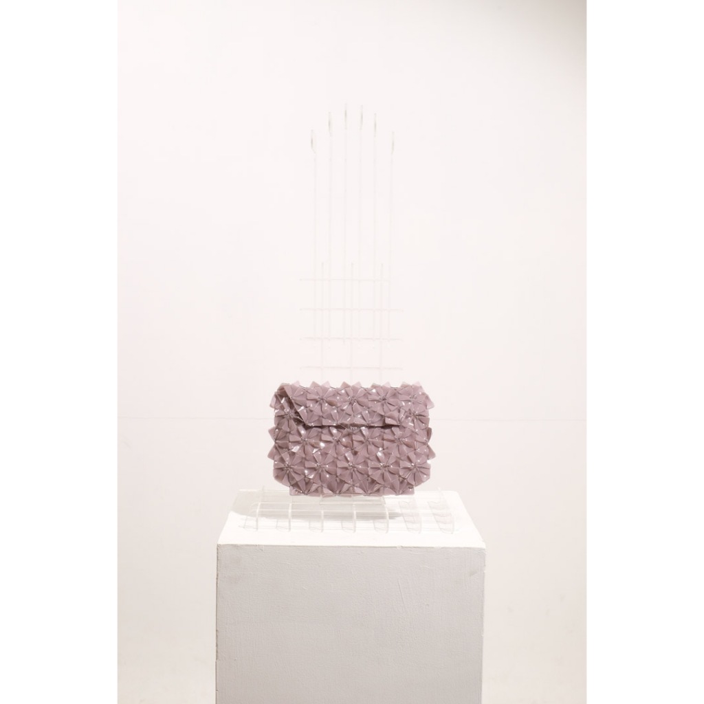 Byo Warrior Clutch in Mauve