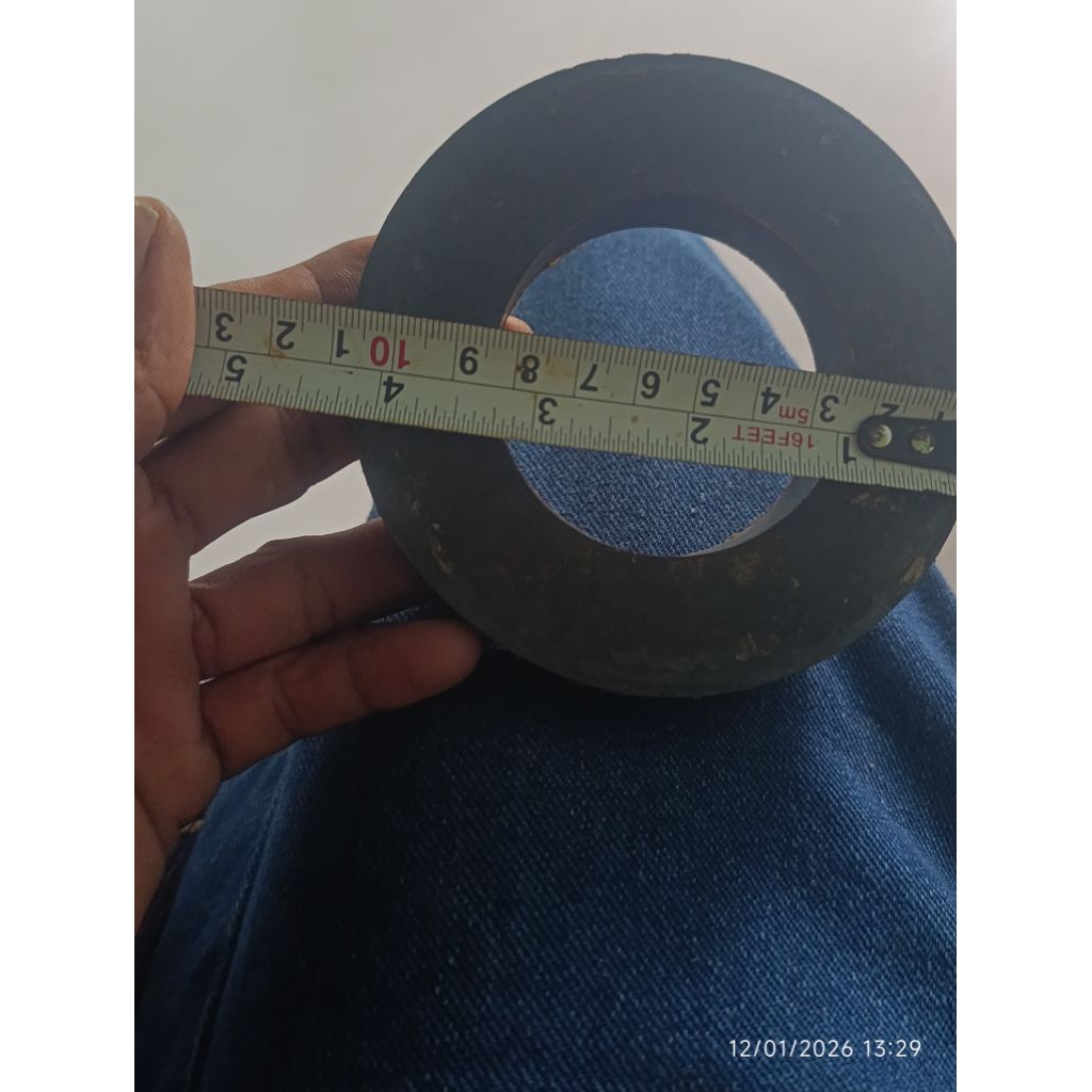 Magnet ferrite 11 cm.