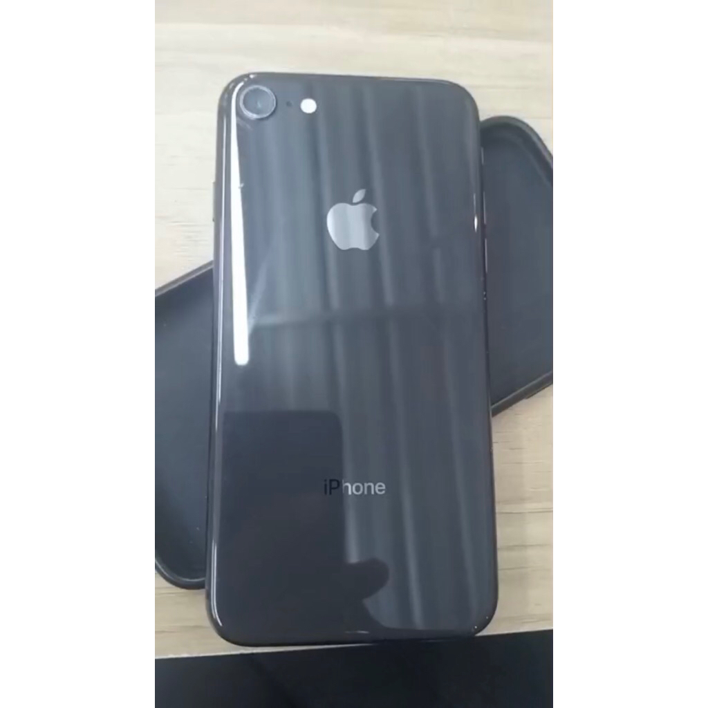 iPhone 8 64 GB