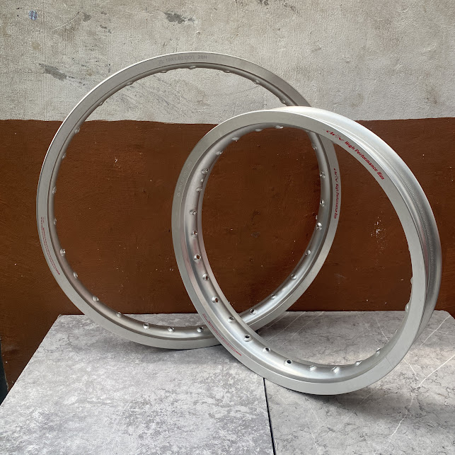 Velg Jari Driv Set 16-185/19-160 Silver Lubang 28