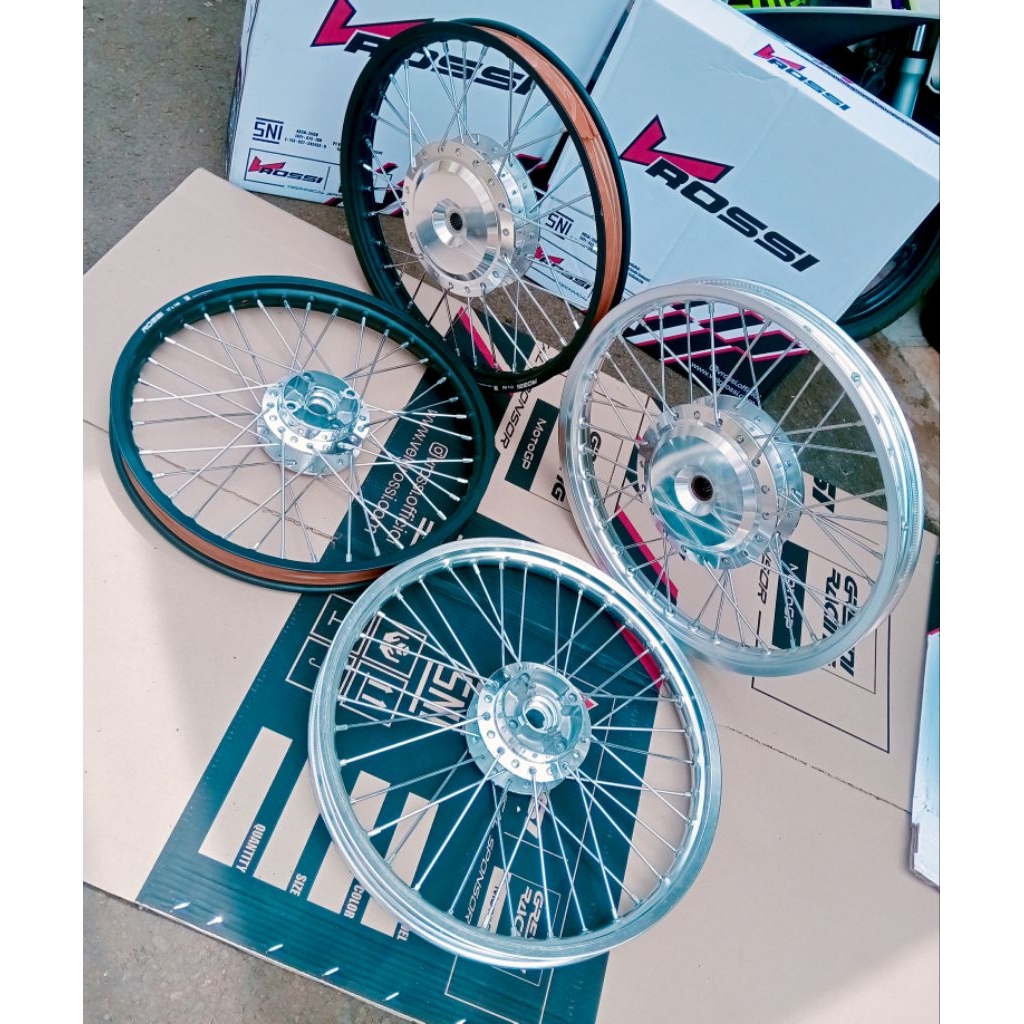 VELG PELAK JARI JARI KOMPLIT V ROSSI RING 17 PNP VARIO 125/150 BEAT KARBU BEAT FI VARIO 110 SCOOPY K