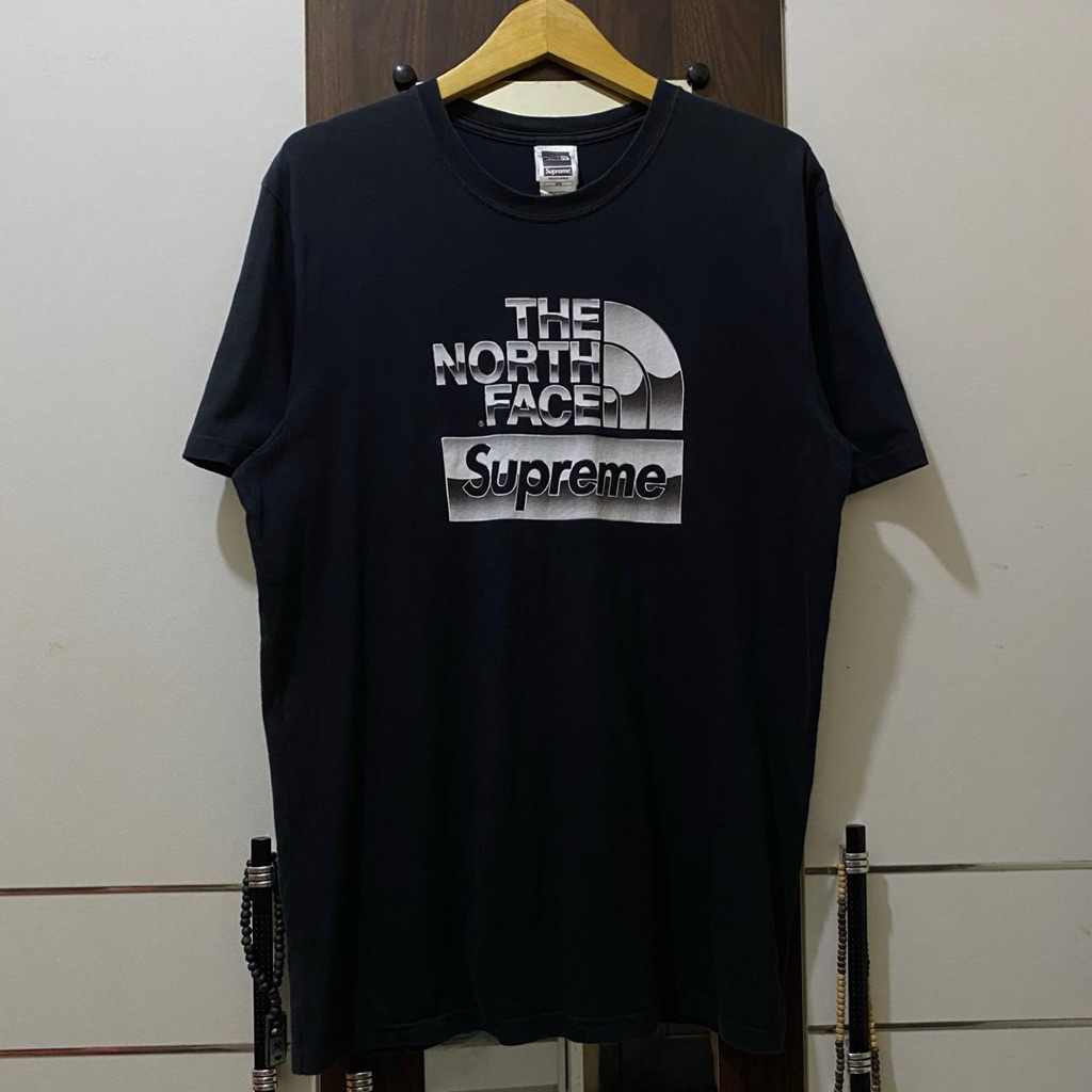 T-Shirt The North Face x Supreme