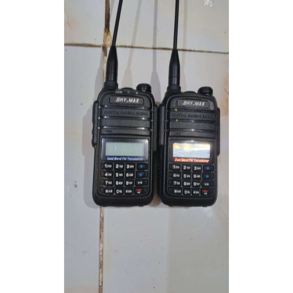 ht sky max uv-8r/skymax uv-8r/walkie talkie