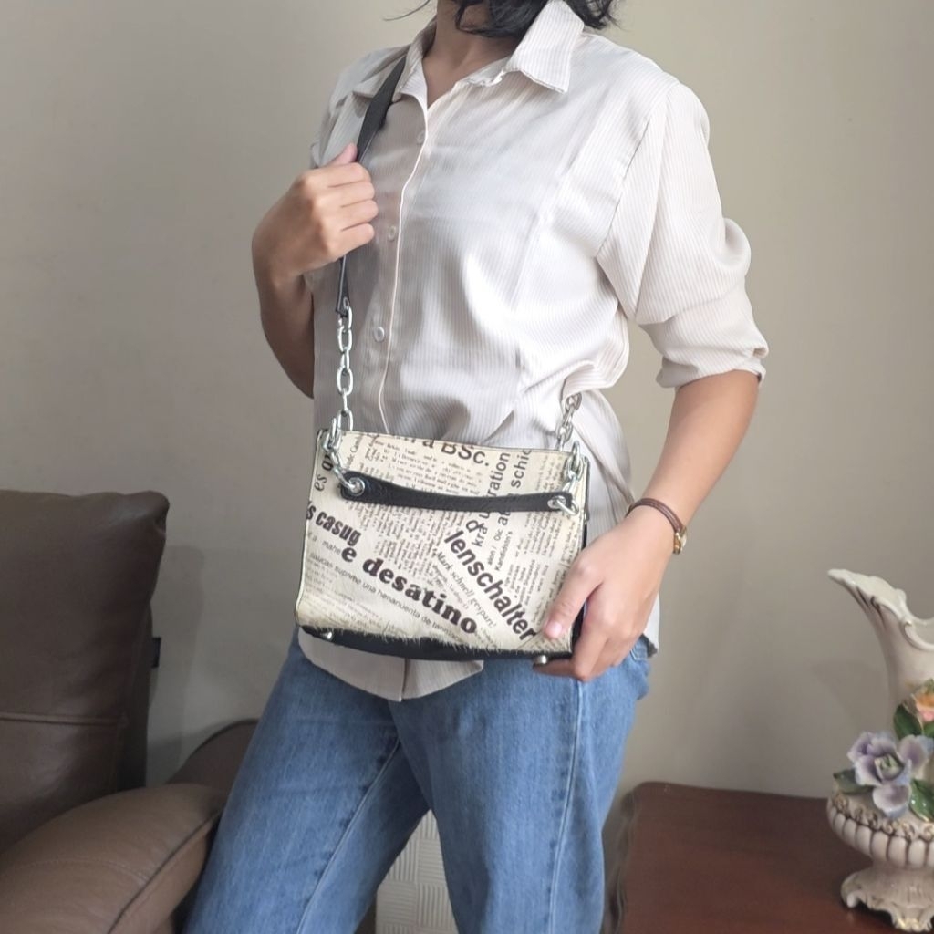 Tas Hitam Koran Pre-loved/Second