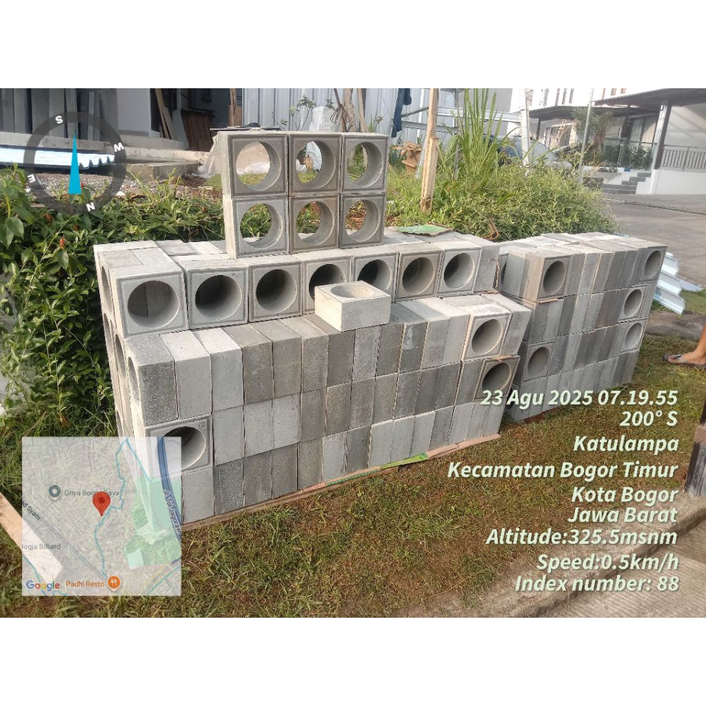 Roster Beton Minimalis Modern 20x20cm Lubang Angin Dinding Rumah