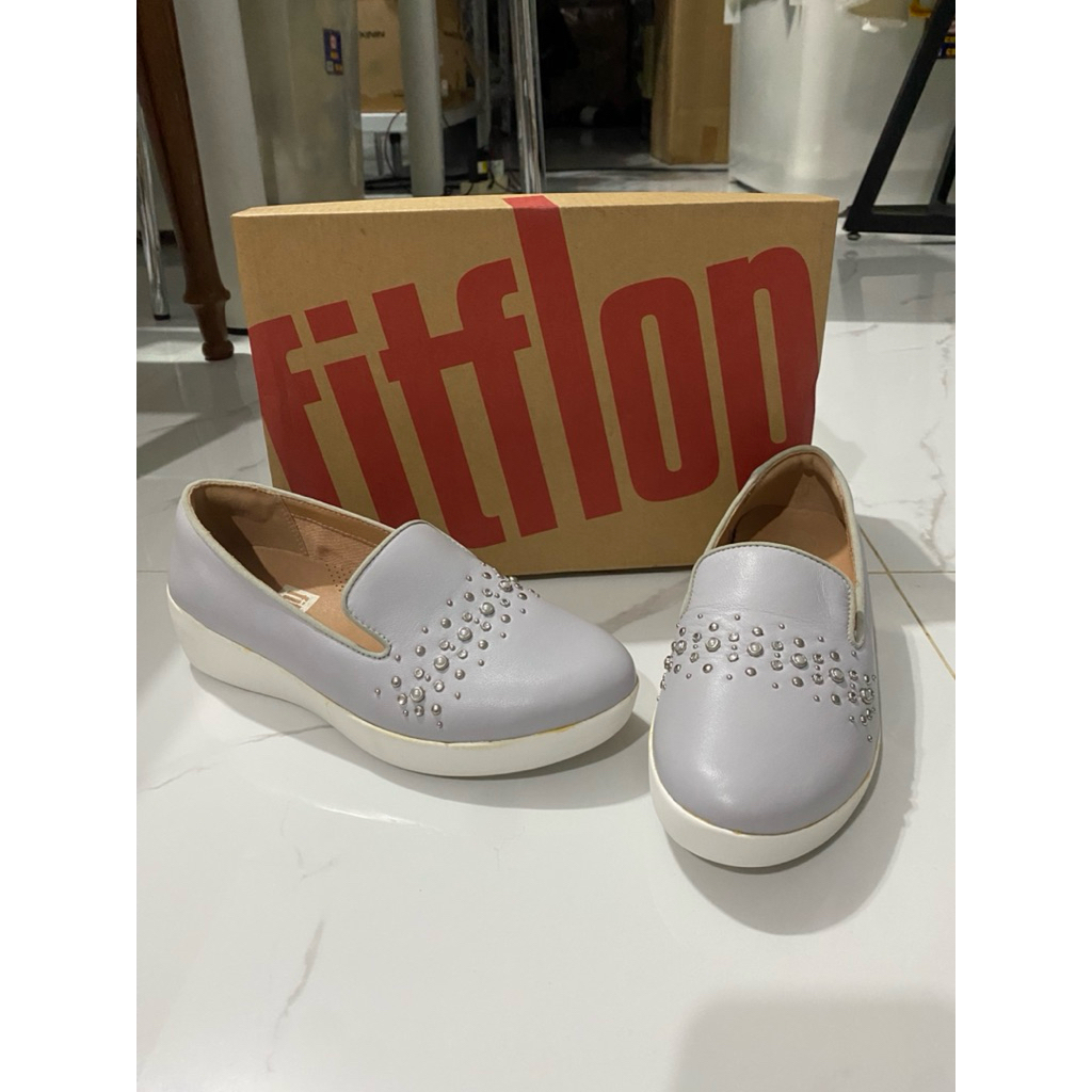 sepatu wanita fitflop