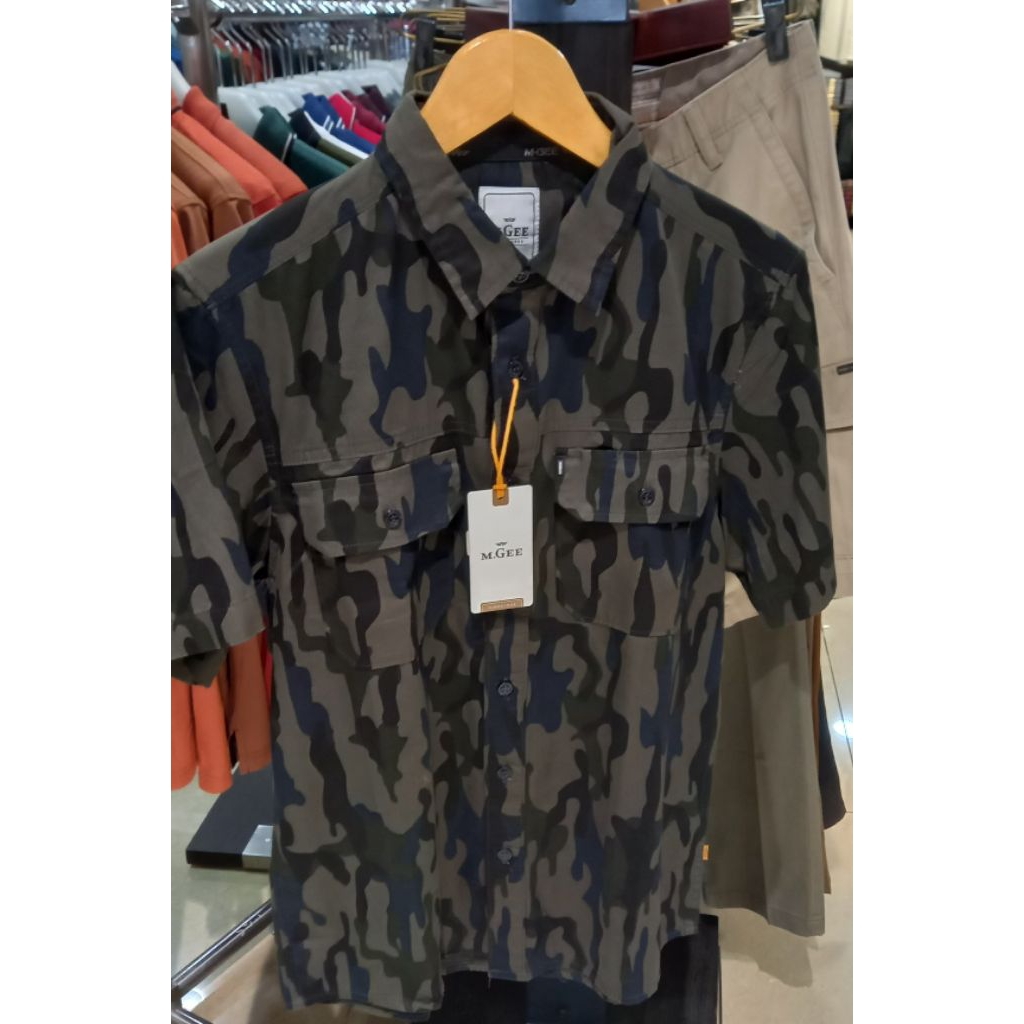 kemeja M.GEE//KEMEJA ARMY