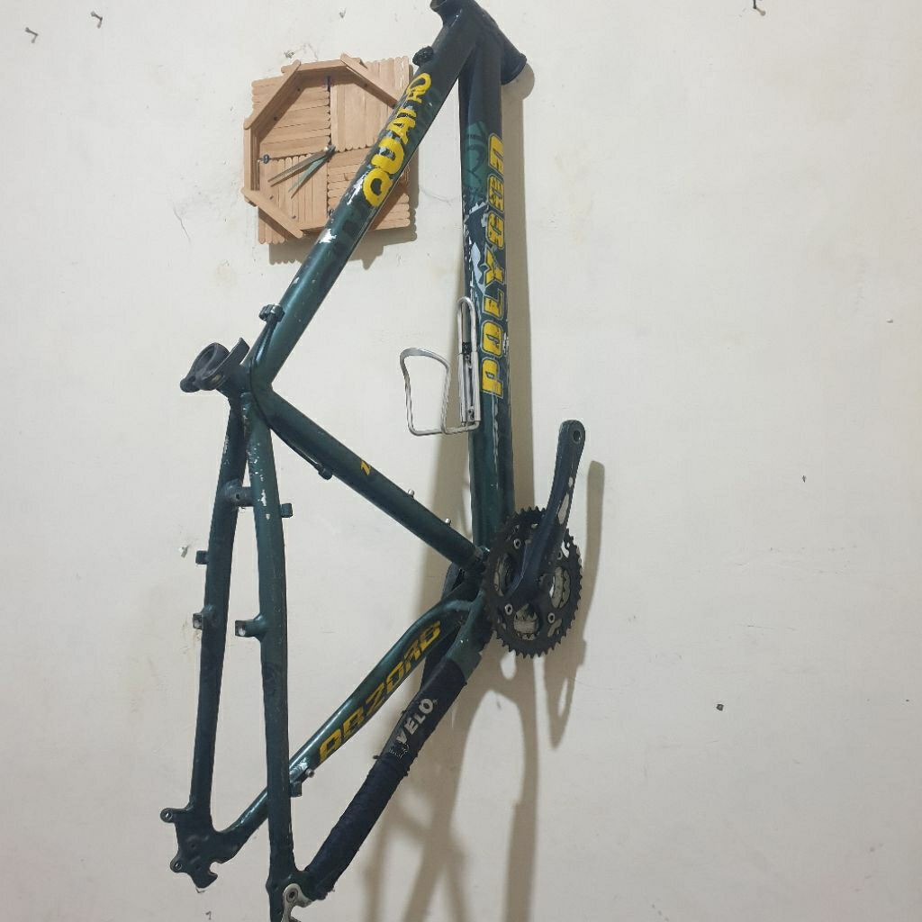 frame polygon quatro 26 include crank shimano